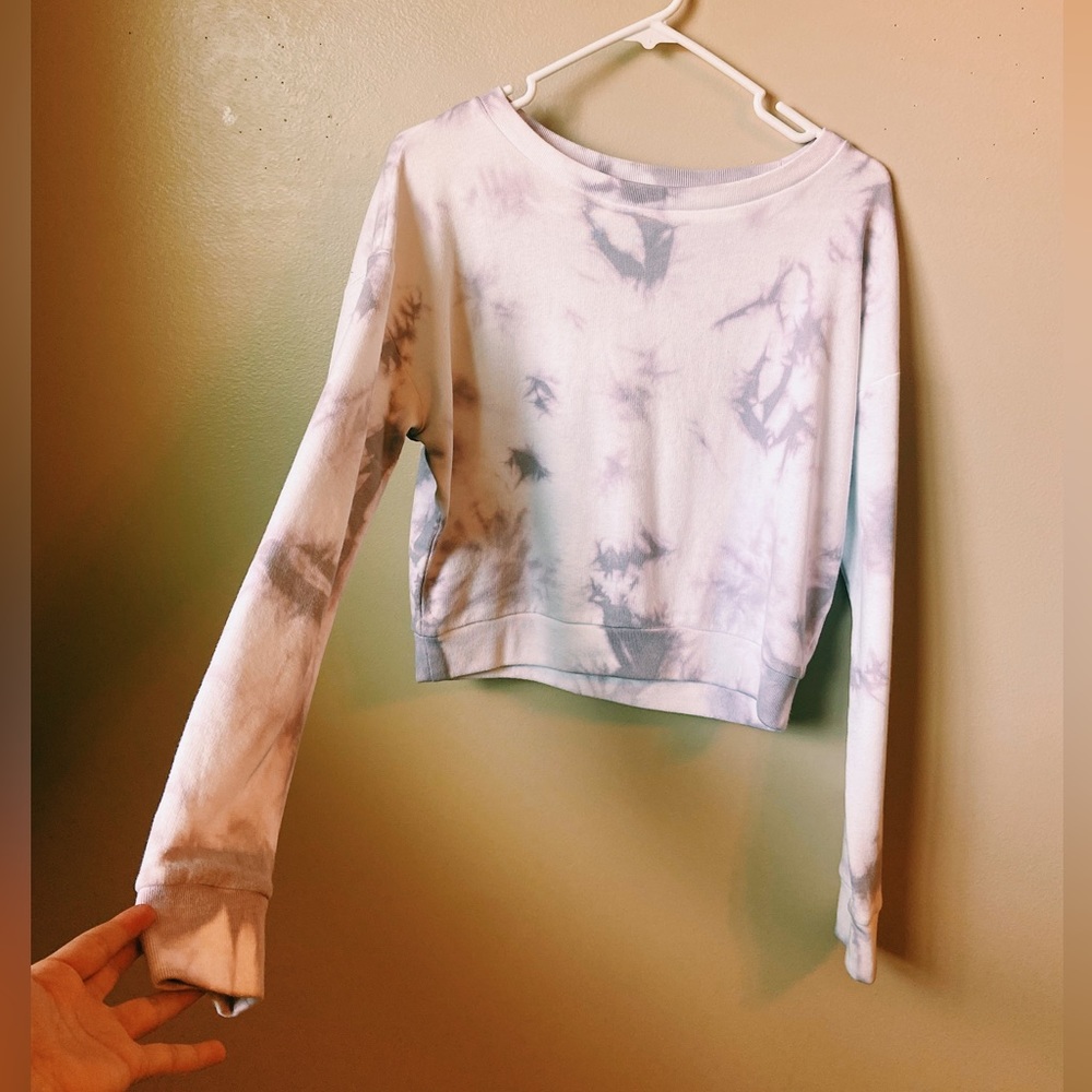 Victoria’s Secret Sweater Size S Cropped Pullover Hoodie Ladies Super Soft